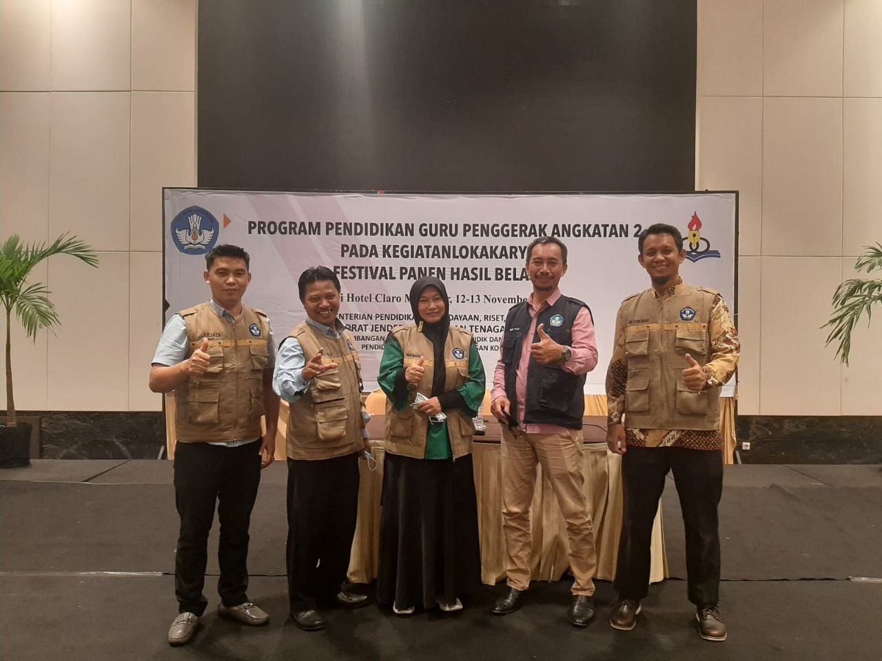  6084672815715430092 121